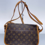 VUITTON011