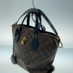 VUITTON020