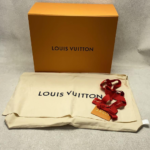 VUITTON037