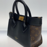 VUITTON043